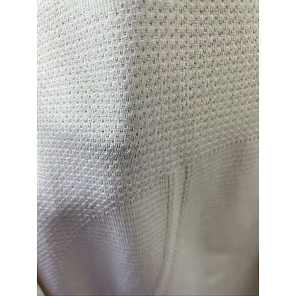 Lululemon Light Gray Long Sleeve Swiftly Tech Size 8 - Picture 6 of 9